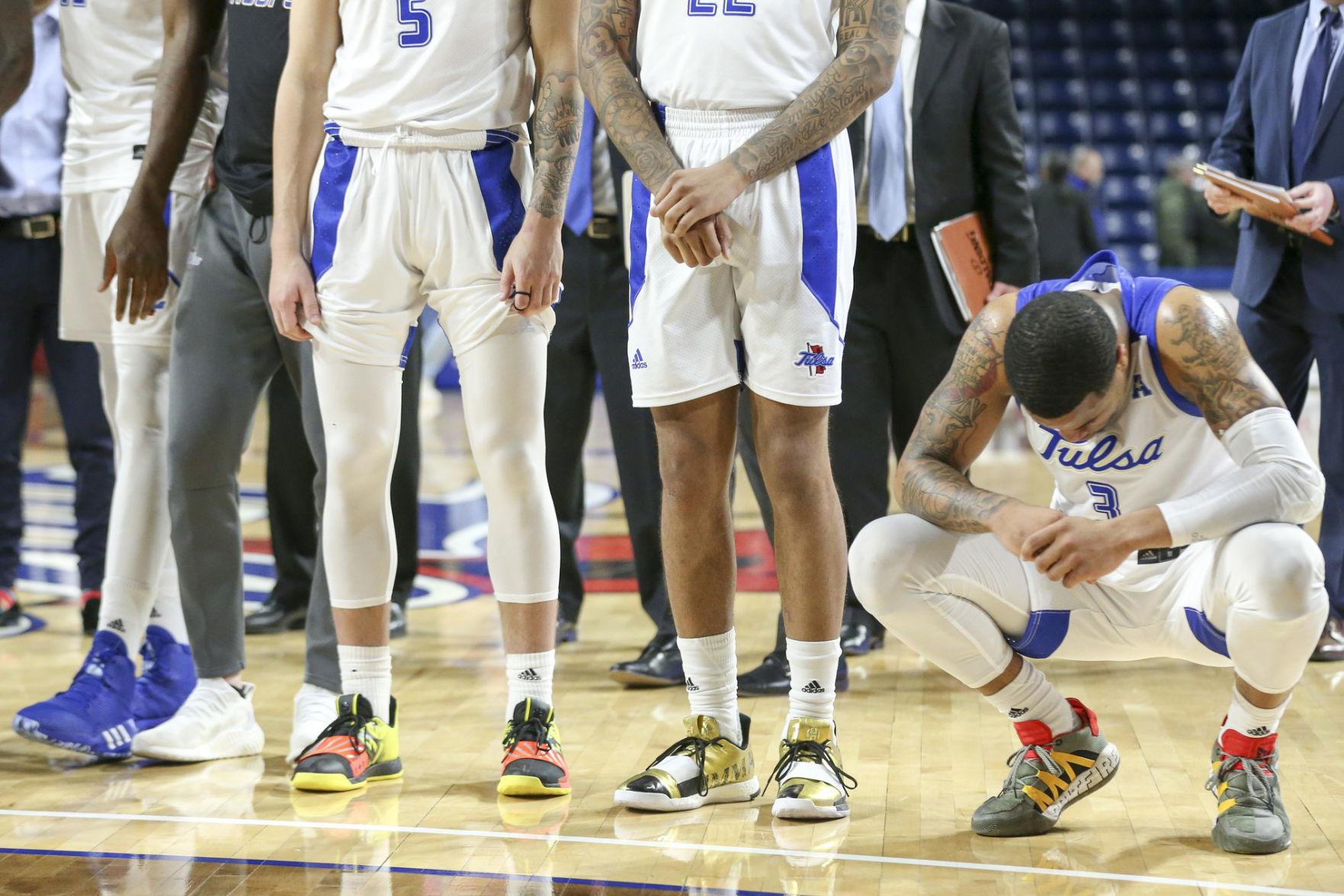 Tulsa Golden Hurricane vs Connecticut Huskies